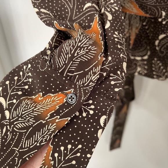 EQUIPMENT Yuna Long Sleeve Tie Waist Silk Top Size 12 - Picture 11 of 12